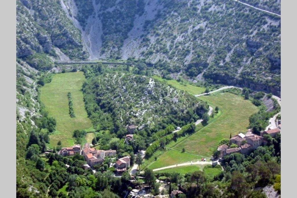 La Maison Huguetoune Nant Экстерьер фото
