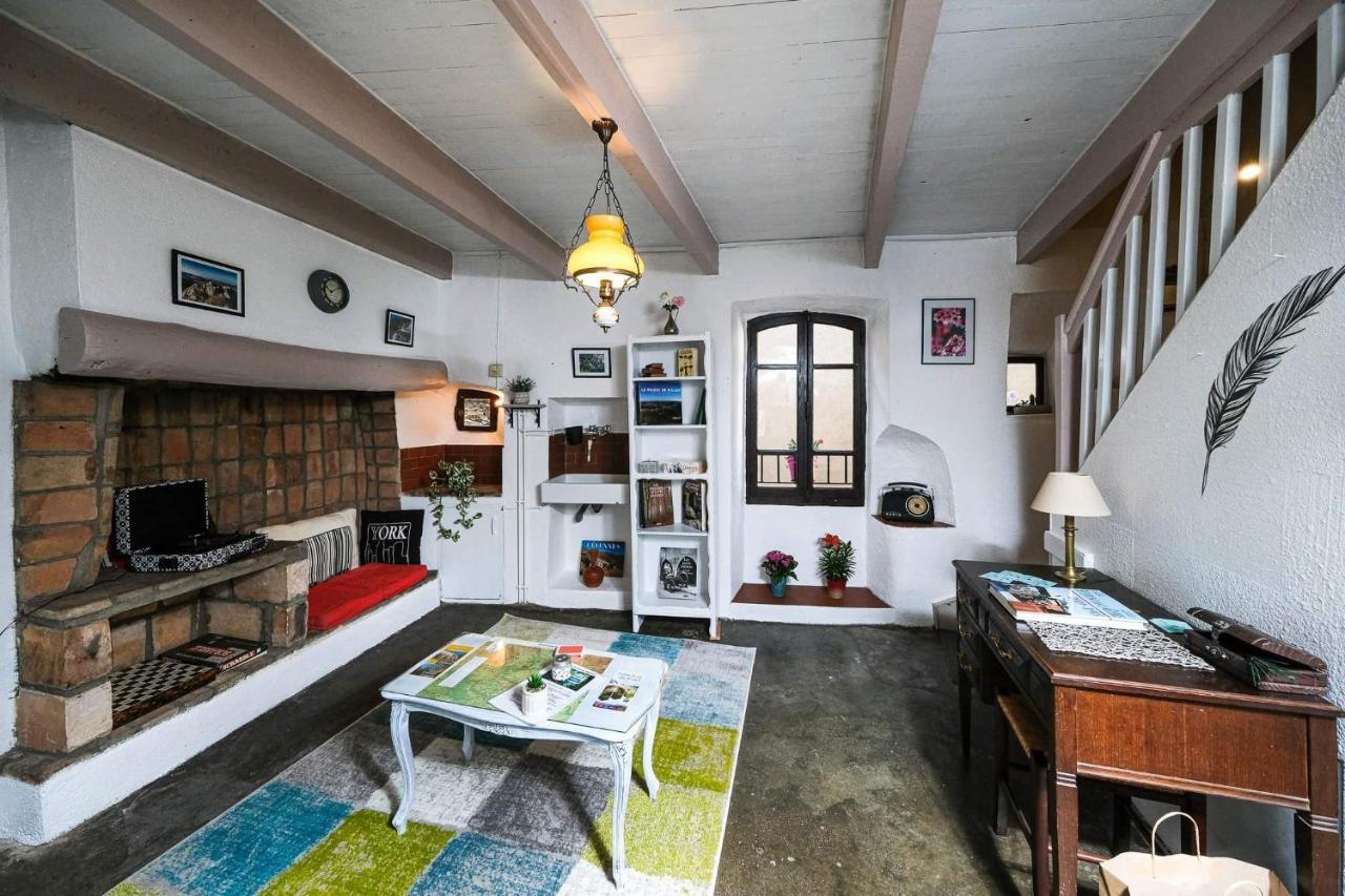 La Maison Huguetoune Nant Экстерьер фото